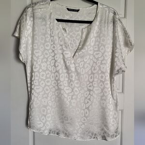 SHEIN White Textured Blouse